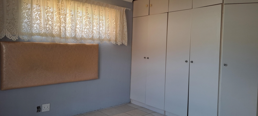 To Let 2 Bedroom Property for Rent in Anchorage Park Western Cape